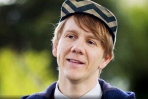 Josh Thomas Height, Weight, Age, Wife, Biography, Family & More 3 Josh Thomas Bio