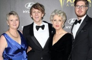 Josh Thomas Height, Weight, Age, Wife, Biography, Family & More 4 Josh Thomas Family