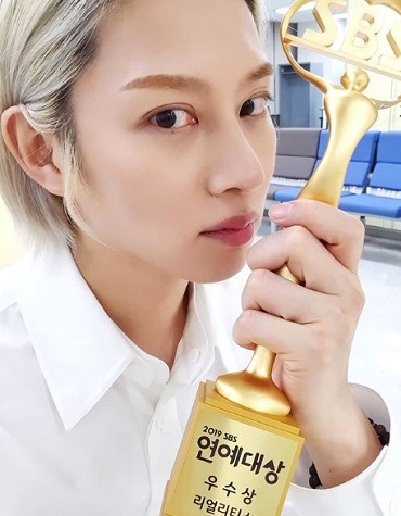 Kim Heechul height, Weight, Age, Girlfriend, Biography & family 5 Kim Heechul won 13th SBS Entertainment Award for Excellence Award in Reality Category (2019)