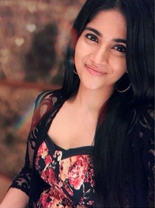 Megha Akash Height, Weight, Age, Boyfriend, Biography & Family 6 Megha Akash facts