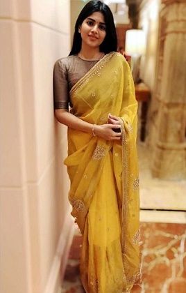 Megha Akash Height, Weight, Age, Boyfriend, Biography & Family 3 Megha Akash height weight