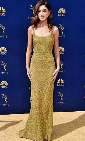 Natalia Dyer Height, Weight, Age, Boyfriend, Biography, Family & Facts 3 Natalia Dyer height weight