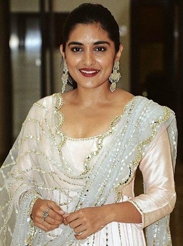Nivetha Thomas