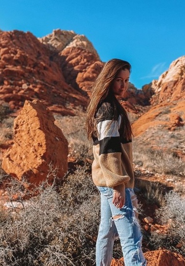 Casey Thomas Wiki, Age (Shin Lim's Wife) Biography, Family & Facts 3 Casey Thomas height & weight