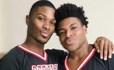 La’Darius Marshall Wiki (Cheer) Age, Height, Weight, Biography, Family 2 La’Darius Marshall is famous for starring in Netflix's popular 2020 docuseries called Cheer