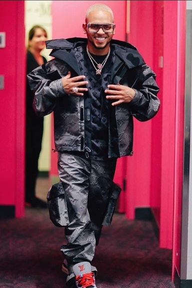 Ozuna height & weight