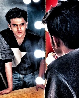 Pravisht Mishra Height, Weight, Age, Girlfriend, Biography, Family & Facts 2 Pravisht Mishra biography