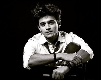 Pravisht Mishra Height, Weight, Age, Girlfriend, Biography, Family & Facts 6 Pravisht Mishra trivia