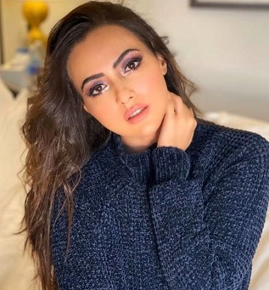 Sana Khan Height, Weight, Age, Boyfriend, Biography, Family, Affairs 6 Sana Khan trivia