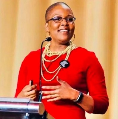 Tomeka Hart Wiki, Age, Husband, Net worth, Biography, Family & More 3 Tomeka Hart career and net worth