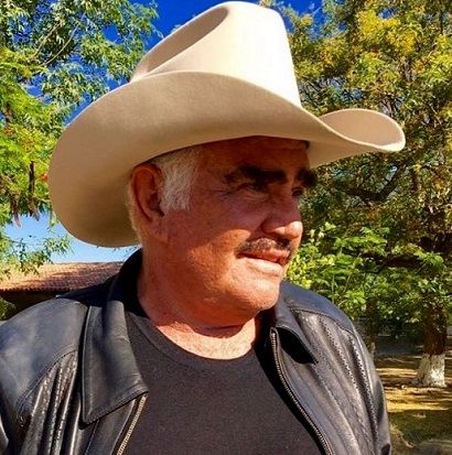 Vicente Fernández Height, Weight, Age, Wife, Biography, Family & More 6 Vicente Fernández facts