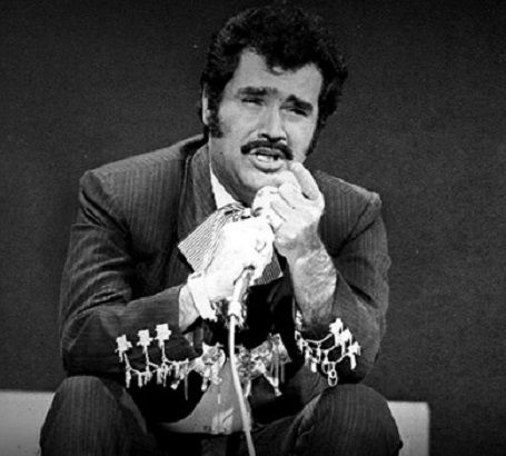 Vicente Fernández Height, Weight, Age, Wife, Biography, Family & More 2 Vicente Fernández wiki and biography
