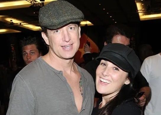 Christian Evans Wiki, Age (Ricki Lake's Husband) Biography, Family & More 3 Ricki Lake with her husband, Christian Evans