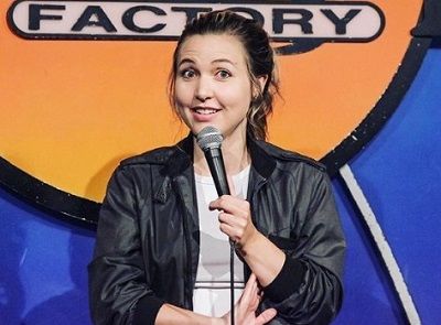 Taylor Tomlinson American Stand Up Comedian, Podcast Host, and Social Media Personality