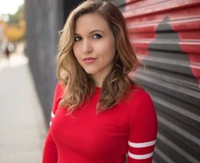 Taylor Tomlinson age, height, and weight
