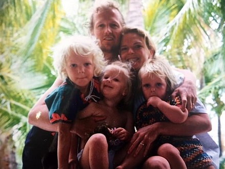 Robert Devereux Wiki (Vanessa Branson's Husband) Age, Biography & Family 4 An old photo of Robert Devereux with his wife Vanessa Branson and kids