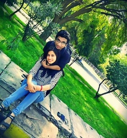 Arun Kushwaha (Chote Miyan) Wiki, Age, Height, Weight, Biography & Family 4 Arun Kushwaha with his best friend Neha Ojha