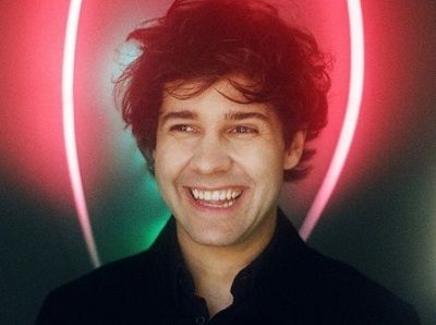 Lorraine Nash Wiki, Age (David Dobrik's Wife) Biography, Family & Facts 2 Lorraine Nash is best known as a fromer wife of David Dobrik (Slovak YouTube personality and actor)