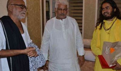 Morari Bapu Age, Wife, Daughter, Height, Weight, Biography, Caste & Family 6 Morari Bapu Trivia
