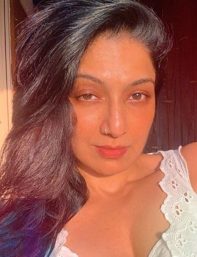 Aarti Nagpal Bio