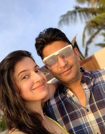 Bhushan Kumar Height, Weight, Age, Wife, Kids, Biography & More 12 Bhushan Kumar with his wife Divya Khosla Kumar