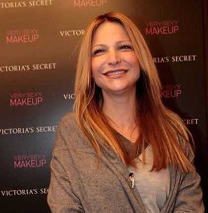 Dana York Wiki (Tom Petty's Wife) Age, Biography, Kids, Family & More 9 Dana York facts