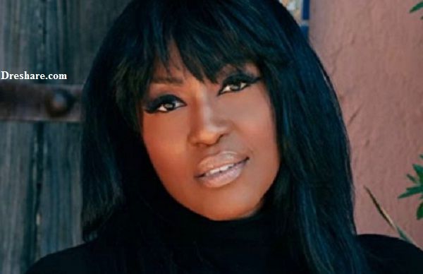 Jas Waters Wiki (Writer) Age, Husband, Children, Biography, Family & More 3 Jas Waters