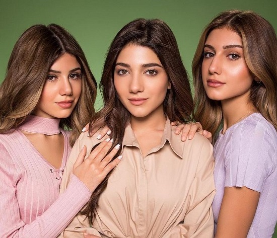 Narins Beauty with her Sisters