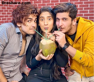 Sameeksha Sud Height, Weight, Age, Boyfriend, Biography, Family & More 7 Sameeksha Sud with Vishal Panday & Bhavin Bhanushali