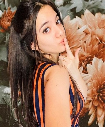 Siya Kakkar Wiki, Age, Height, Weight, Boyfriend, Biography, Family & More 12 Siya Kakkar facts