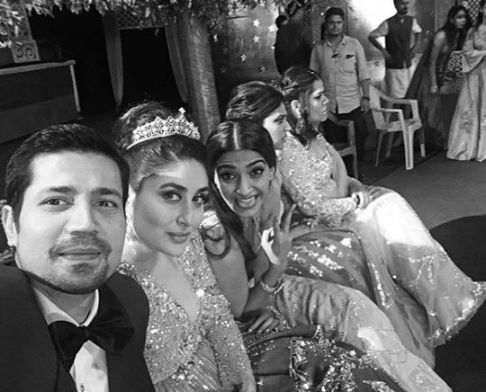 Sumeet Vyas Height, Weight, Age, Wife, Girlfriend, Biography, Family & More 3 Sumeet Vyas with cast of Veere Di Wedding kareena Kapoor