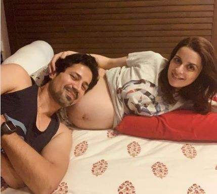 Sumeet Vyas Height, Weight, Age, Wife, Girlfriend, Biography, Family & More 4 Sumeet Vyas with wife Ekta Kaul pregnancy days