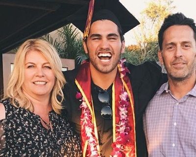 Toddy Smith Height, Weight, Age, Girlfriend, Wife, Biography & More 5 Toddy Smith with his father and mother