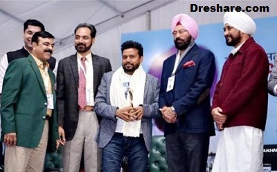 youth-Icon-award-by-govt.-of-punjab-compressor