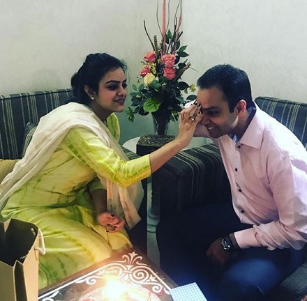 Aakriti Khurana Wiki, Age (Aparshakti Khurana's Wife) Biography, Family & More 12 Aakriti Khurana with her brother Nitin Ahuja