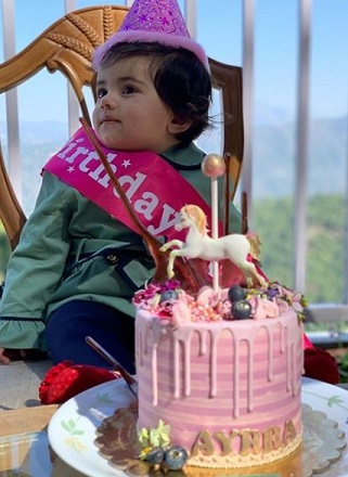 Aakriti Khurana Wiki, Age (Aparshakti Khurana's Wife) Biography, Family & More 15 Aakriti Khurana's niece Ayrra Ahuja
