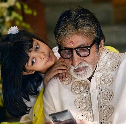 Aaradhya Bachchan Wiki, Age, Height, Weight, Biography, Family & More 9 Amitabh Bachchan with his granddaughter Aaradhya Bachchan