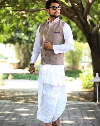 Aashutosh Bhakre Wiki, Age (Mayuri Deshmukh's Husband) Biography & More 6 Aashutosh Bhakre wiki