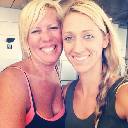 Ashley Parks - Biography, Age, Family, Facts about Joe Kelly's Wife 11 Ashley Parks with her mother Dani Parks