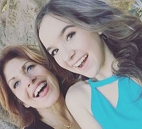 Aubrey Miller - Biography, Age, Height, Weight, Boyfriend & More 6 Aubrey Miller photographed with her mom
