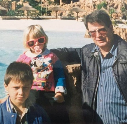 Meganne Young Height, Weight, Age, Boyfriend, Husband, Biography & More 6 Childhood photo of Meganne Young with her brother Travis Young and dad