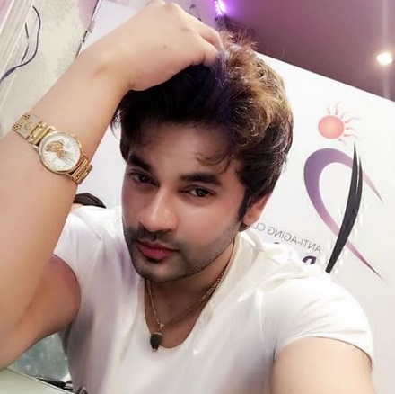 Dr Abhinit Gupta (Dr Bollywood) Wiki, Age, Girlfriend, Wife, Height, Weight & Biography 11 Dr Abhinit Gupta facts