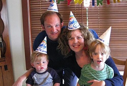 Juno Ruddell Wiki, Age, Husband, Height, Weight, Biography & More 6 Juno Ruddell husband Mike Rinaldi & 2 sons
