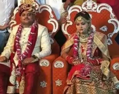Khushi Dubey Wiki (Amar Dubey's Wife) Age, Biography, Family & More 7 Khushi Dubey & Husband Amar Dubey Wedding on June 29, 2020