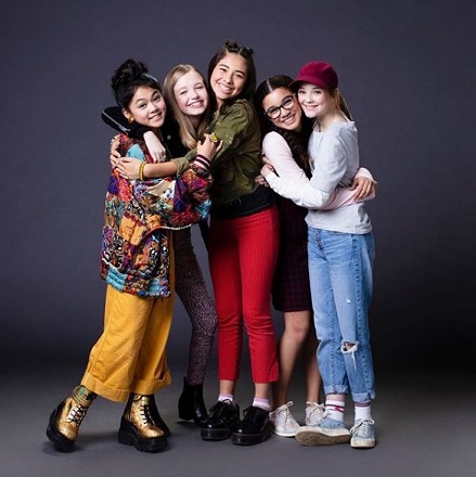 Malia Baker Age, Height, Weight, Boyfriend, Biography, Family & More 9 Malia Baker with her friends