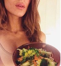 May Simón Lifschitz Age, Height, Weight, Husband, Boyfriend, Biography & More 8 May Simón Lifschitz is Vegan