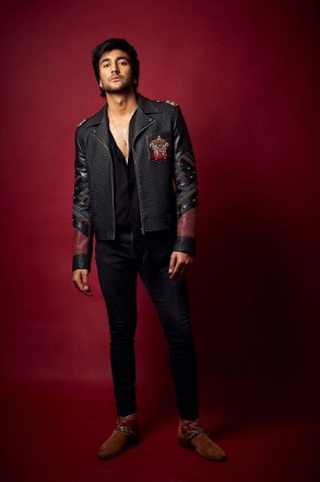 Meezaan Jaffrey Height, Weight, Age, Girlfriend, Biography, Family & More 12 Meezaan Jaffrey height weight