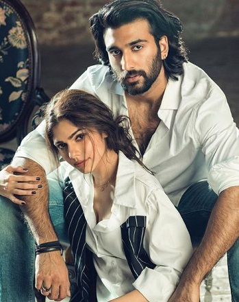 Meezaan Jaffrey Height, Weight, Age, Girlfriend, Biography, Family & More 15 Meezaan Jaffrey with actress Sharmin Segal