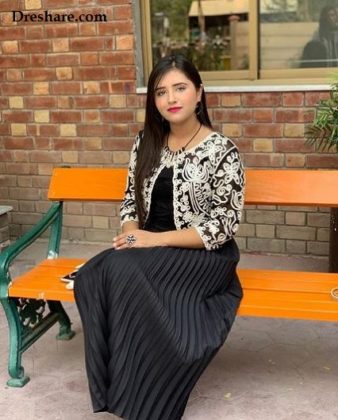 Minahil Malik (TikTok Star) Age, Boyfriend, Biography & More
