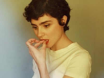 Olivia Delcan Age, Height, Weight, Boyfriend, Biography, Family & More 7 Olivia Delcán Boyfriend & Personal Life